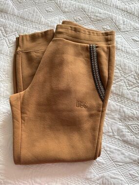 Worn 1x UGG Men's Sweatpants in Caramel with Dark Brown Trim.Unisex